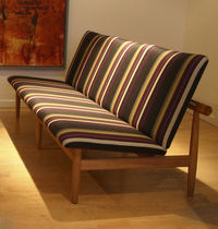 design upholstered bench by Finn Juhl (scandinavian) 137 ONE COLLECTION