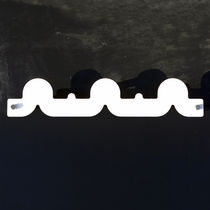 design wall mounted coat rack CONTINUITY 3 INSILVIS