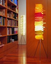 design wooden floor lamp (tripod) SIOUX by Miguel Herranz Lzf-Lamps