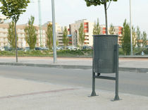 dust-bin for public spaces CIRCULAR : PA600M Benito