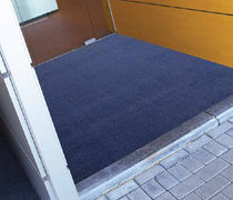 dust control entrance mat for commercial building SWISSLON CLASSIC&trade; Superior Manufacturing Group-Europe B.V.