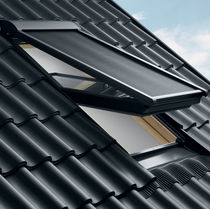 exterior roller blind for roof window  VELUX