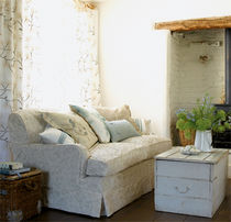 fabric for upholstery COUNTRY GARDEN  GP & J BAKER