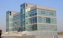 facade glass panel NEW HEADQUARTER SKYLINE