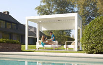 freestanding aluminium pergola with mobile slats SHUTTERCUBE solero