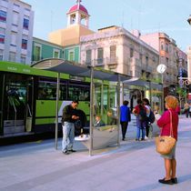 glass and metal bus shelter ROSELL&Oacute; by Antoni Rosell&oacute; ESTEVA