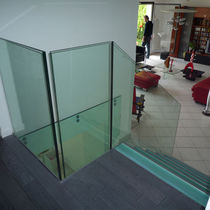 glass railing PRESTIGE Bruge Val&eacute;