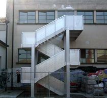 half-turn fire escape staircase in metal PANDINO SCHOOL-CREMONA  ALUSCALAE