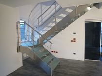 half-turn staircase with a lateral stringer (metal frame and glass steps) MODEL 500 Interbau