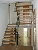 half-turn staircase with a lateral stringer (metal frame and wooden steps) FYN INOX VVV essegi scale