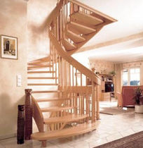 half-turn staircase with a lateral stringer (wooden frame and steps) HGM 336 Schmidt Escaliers
