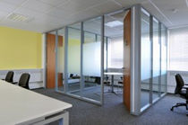 high resistance removable glass partition SYSTEM 7000 SAS International
