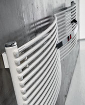 horizontal hot water radiator AFLY by Andrea Crosetta Antrax IT