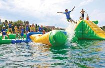 inflatable play module for public pools FLIP Wibit Sports