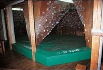 landing mat for indoor climbing boulder  GYMNOVA