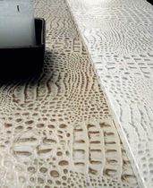 leather wall tile: animal print CROCO. ELIRA