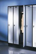 locker for public buildings EVOLO S3000 4 C+P Moebelsysteme