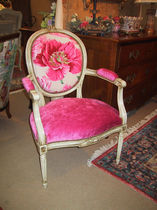 Louis XVI classic style medallion armchair 0316 Eric Marjolet