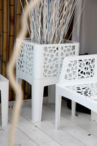 metal planter for public spaces CORAL PLANTER LAB23