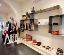 minimalist design metal wall shelf  ESSEMME