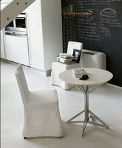 minimalist design round table ORIGAMI by W. Mandelli - W. Selva Porada