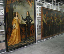 museum shelving  Bruynzeel