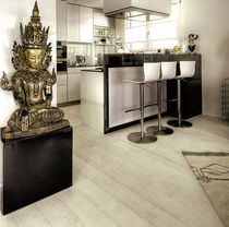 oak solid wood flooring (PEFC-certified) ICE de christo Vertriebs GmbH