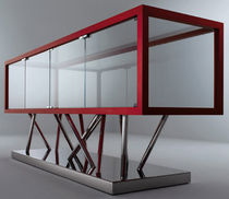 original design display case SA 02 by Sottsass Associati LAURAMERONI