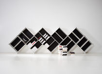 original design metal bookcase PYRAMID BASE 5 - WHITE AND BLACK Fitting
