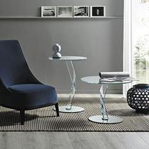 original design pedestal side table BAKKARAT by D'Urbino-Lomazzi TONELLI Design