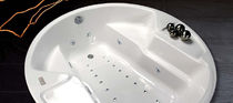 oval bath-tub in acrylic ALADA  Metaliberica