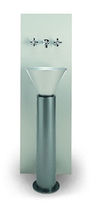 pedestal washbasin for hairdressers GIUGIARO DESIGN: TENORE by Giugiaro Design Gamma & Bross