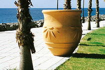 planter for public spaces CERANOVA JARRE SOLEIL Square