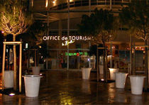 planter for public spaces ALDUS by C&eacute;cile Planchais design GHM