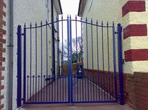 plastic coated entrance gate with bars  New Forest Metal Work