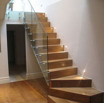 quarter-turn floating staircase WEST LONDON Flight Design