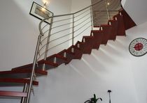 quarter-turn floating staircase (metal frame and wood steps) BBT 211 Schmidt Escaliers