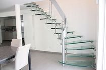quarter-turn floating staircase (metal frame and glass steps) CLASSICA Miroiterie RIGHETTI