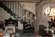 quarter-turn floating staircase (metal frame and steps) COS/26/1 Cast Spiral Stairs