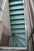 quarter-turn staircase with a lateral stringer (metal frame and glass steps) CLASSICA Miroiterie RIGHETTI