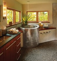 round stainless steel bath-tub  Diamond Spas