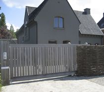 self-supporting gate PUERTO Collstrop