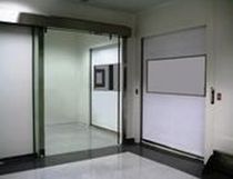 sliding automatic door for cleanrooms PHARMA-VISION&trade; Rytec