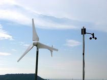 small three-bladed horizontal axis wind turbine KEITH 2K  HETRONIX