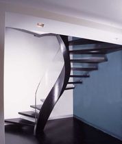 spiral staircase with a lateral stringer (metal frame and wooden steps) NOTTING HILL WEST SS 588 SPIRAL Stairs