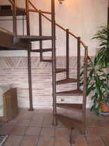 spiral staircase (steel frame and steps) C15 TECROSTAR