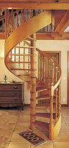 spiral staircase with a lateral stringer (wooden frame and steps) H03 ESCALIERS EBA