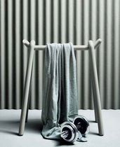 standing towel rail BALLOON by studio KLASS Azzurra