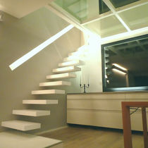 straight floating staircase PRESTIGE Bruge Val&eacute;