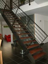 straight staircase with a lateral stringer (metal frame and wood steps)  M&eacute;tal Passion